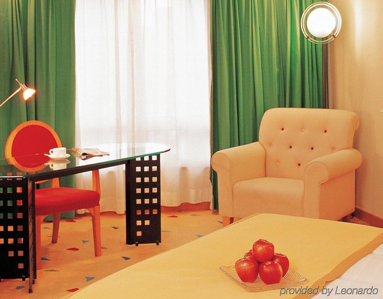 Beijing Royal Grand Hotel Стая снимка