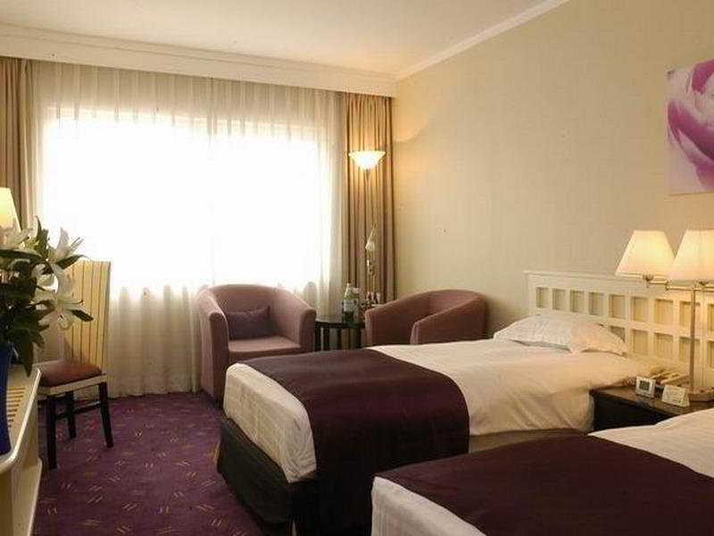 Beijing Royal Grand Hotel Стая снимка