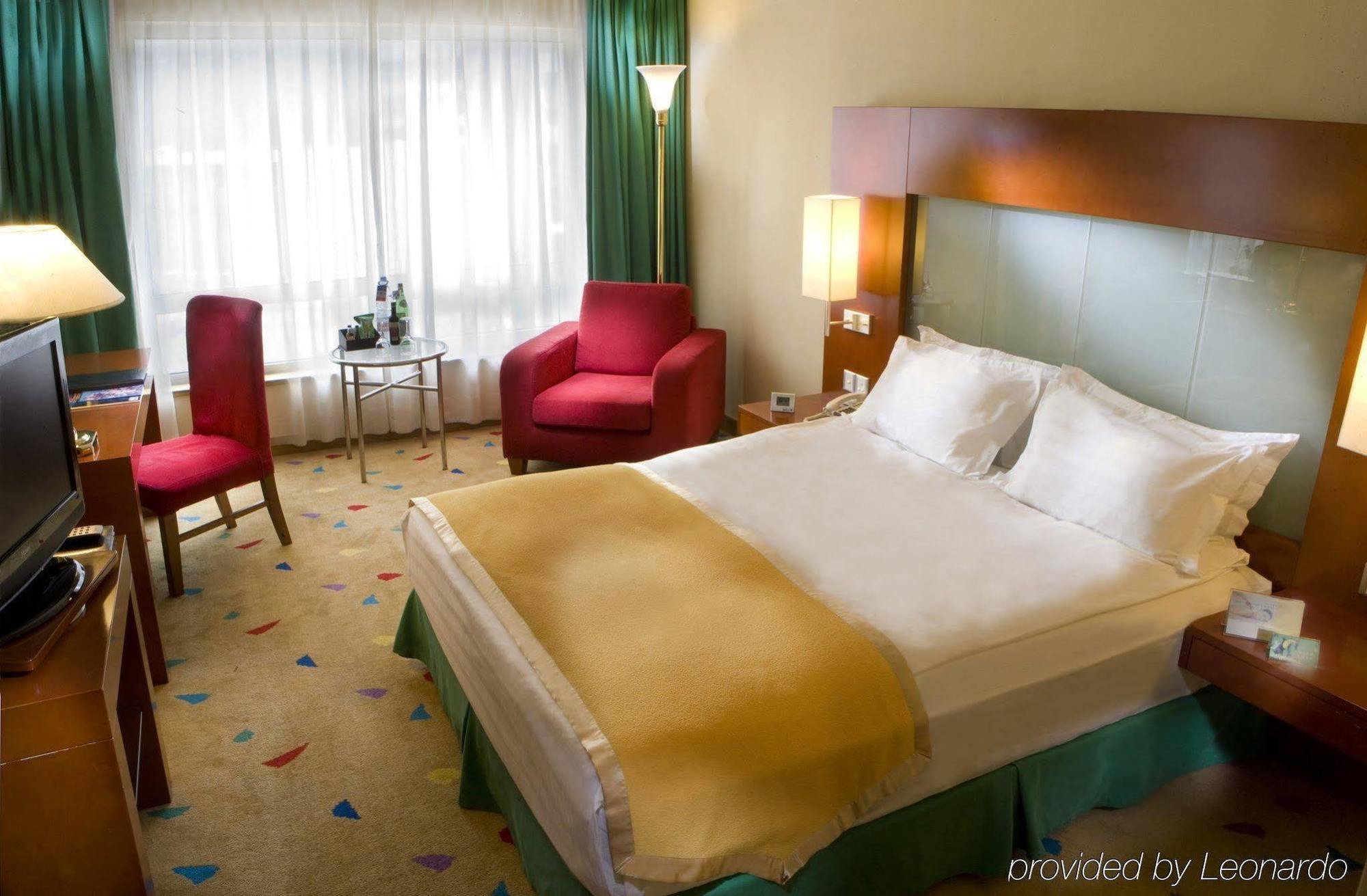Beijing Royal Grand Hotel Стая снимка